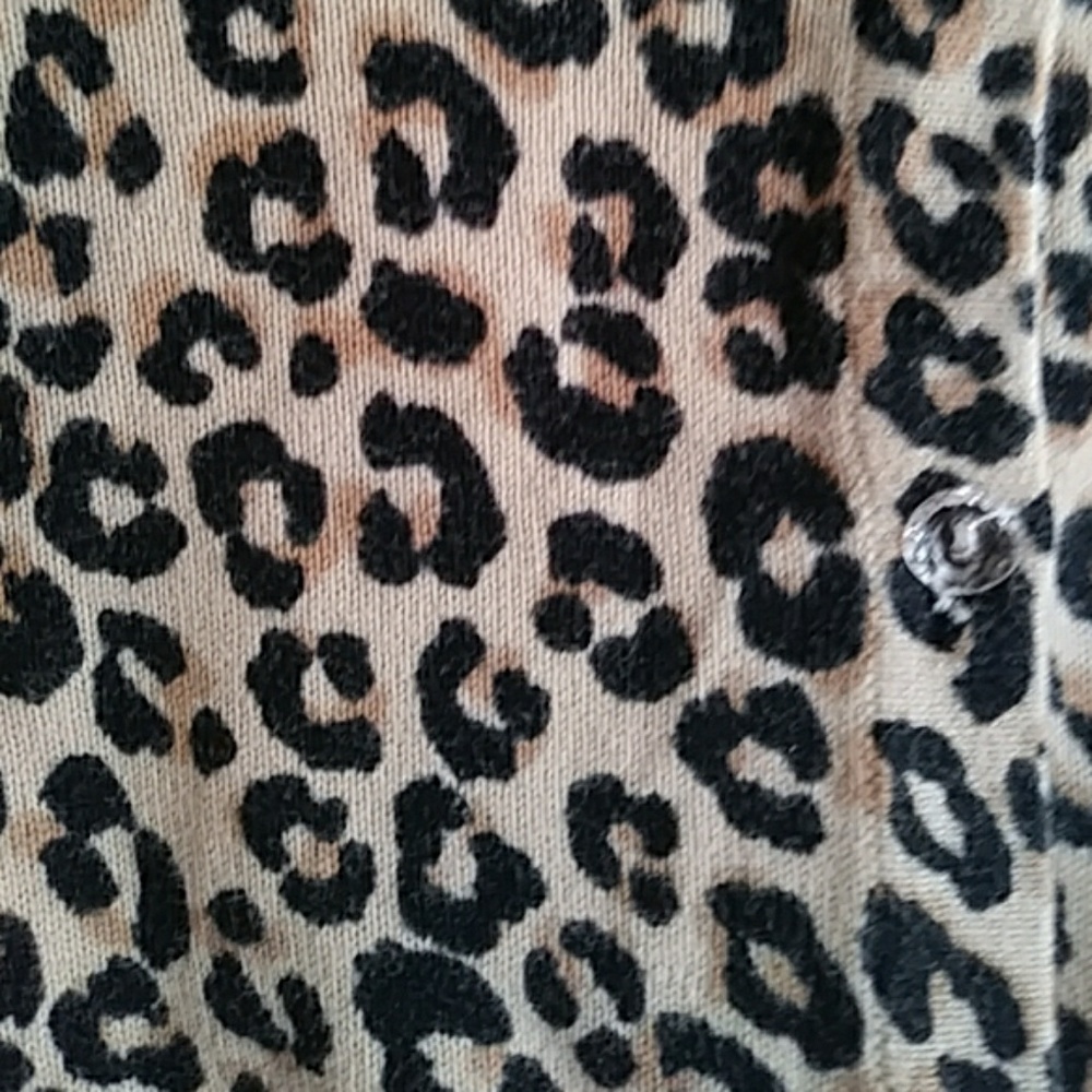 Shirt - Picture 2 of 3